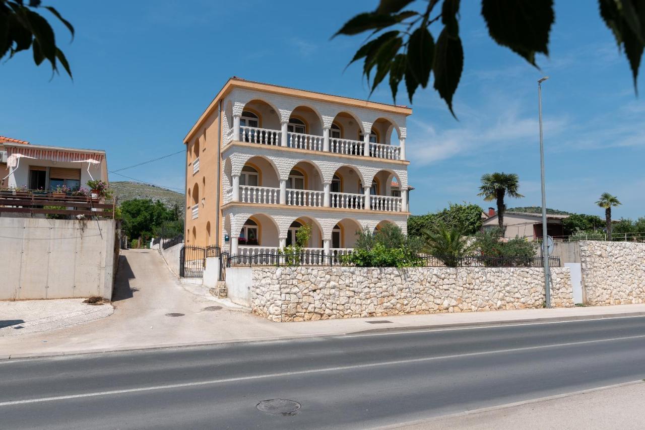 Apartman Jurica Apartment Trogir Exterior photo