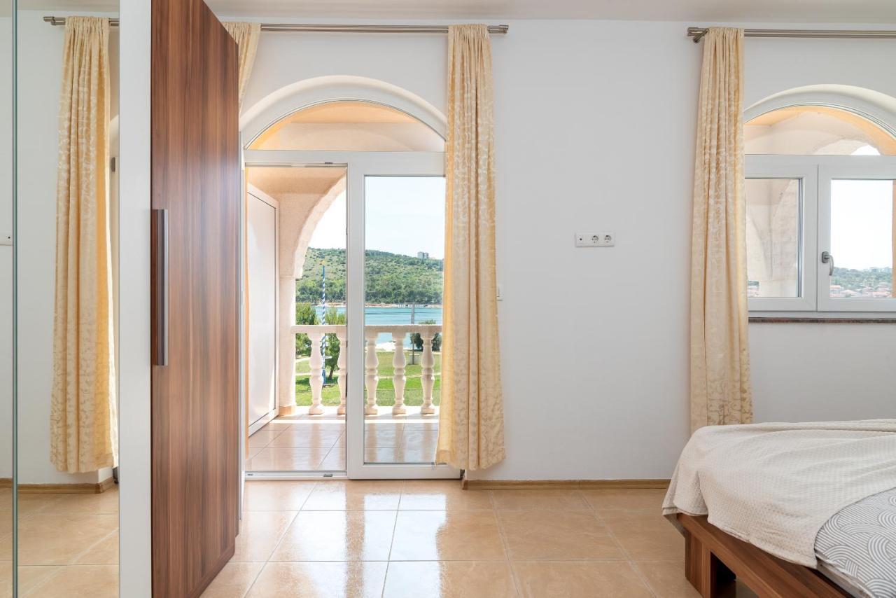 Apartman Jurica Apartment Trogir Exterior photo